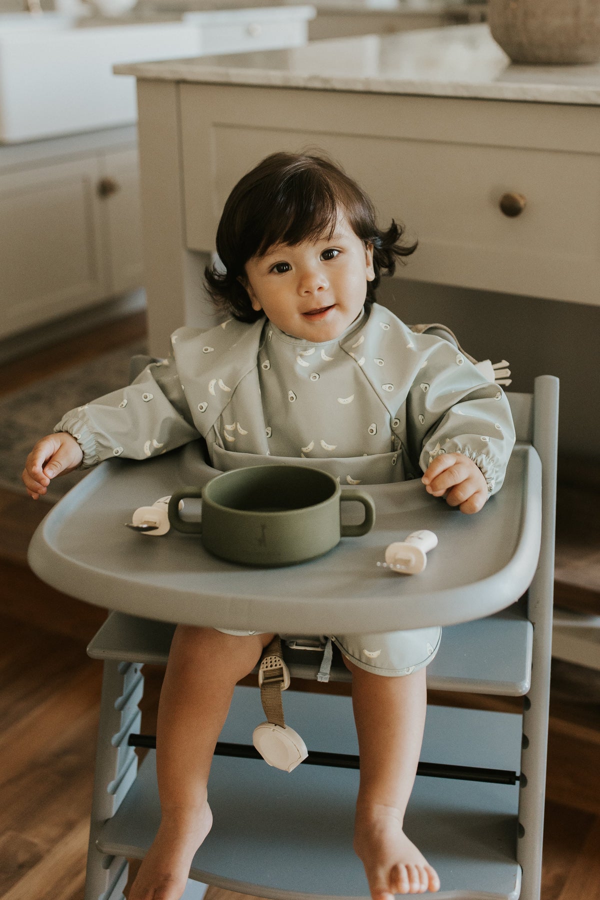 Waterproof Long-Sleeve Baby Bib  6-24 months