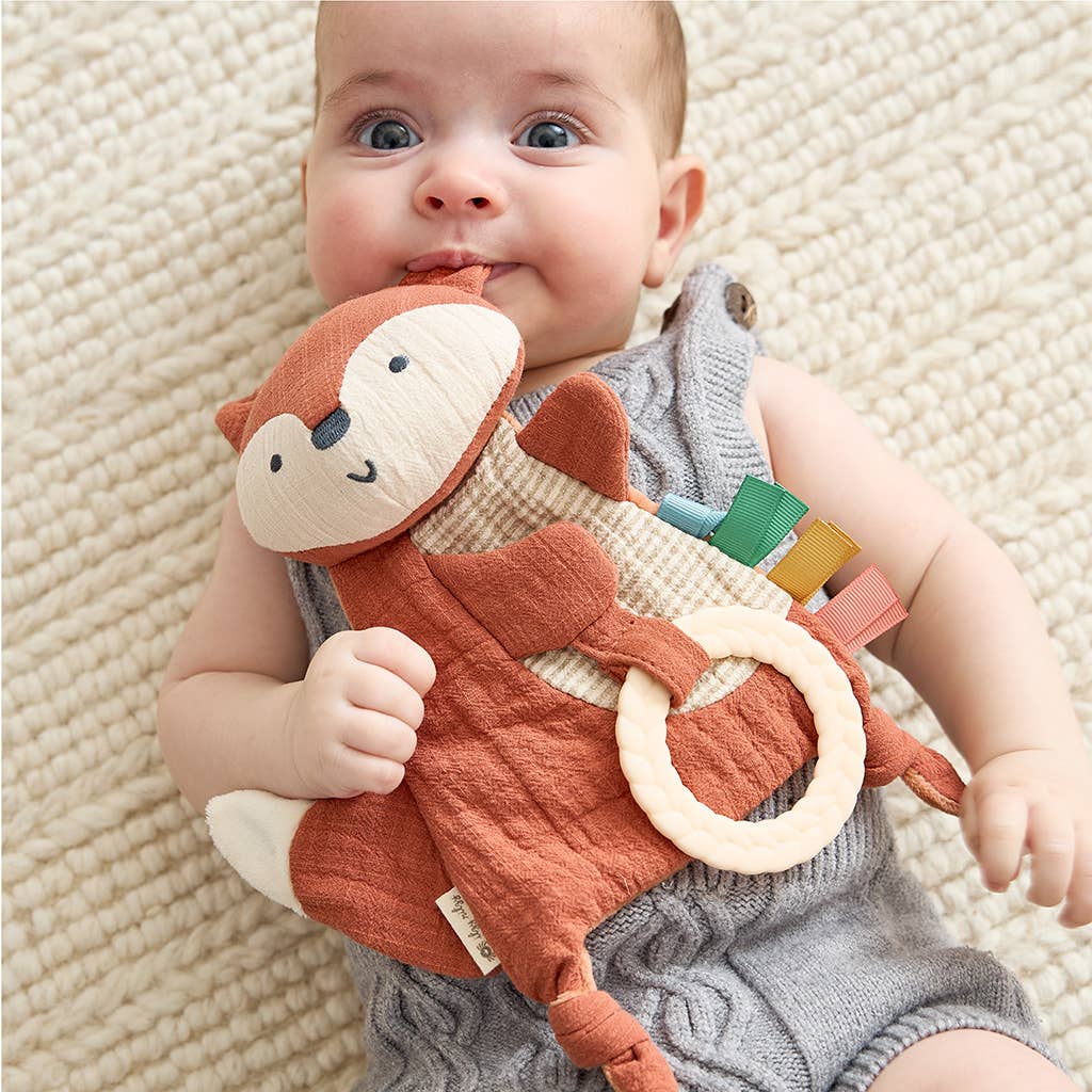 Itzy Ritzy - Fox Bitzy Crinkle™ Sensory Toy with Teether - Ages 0+