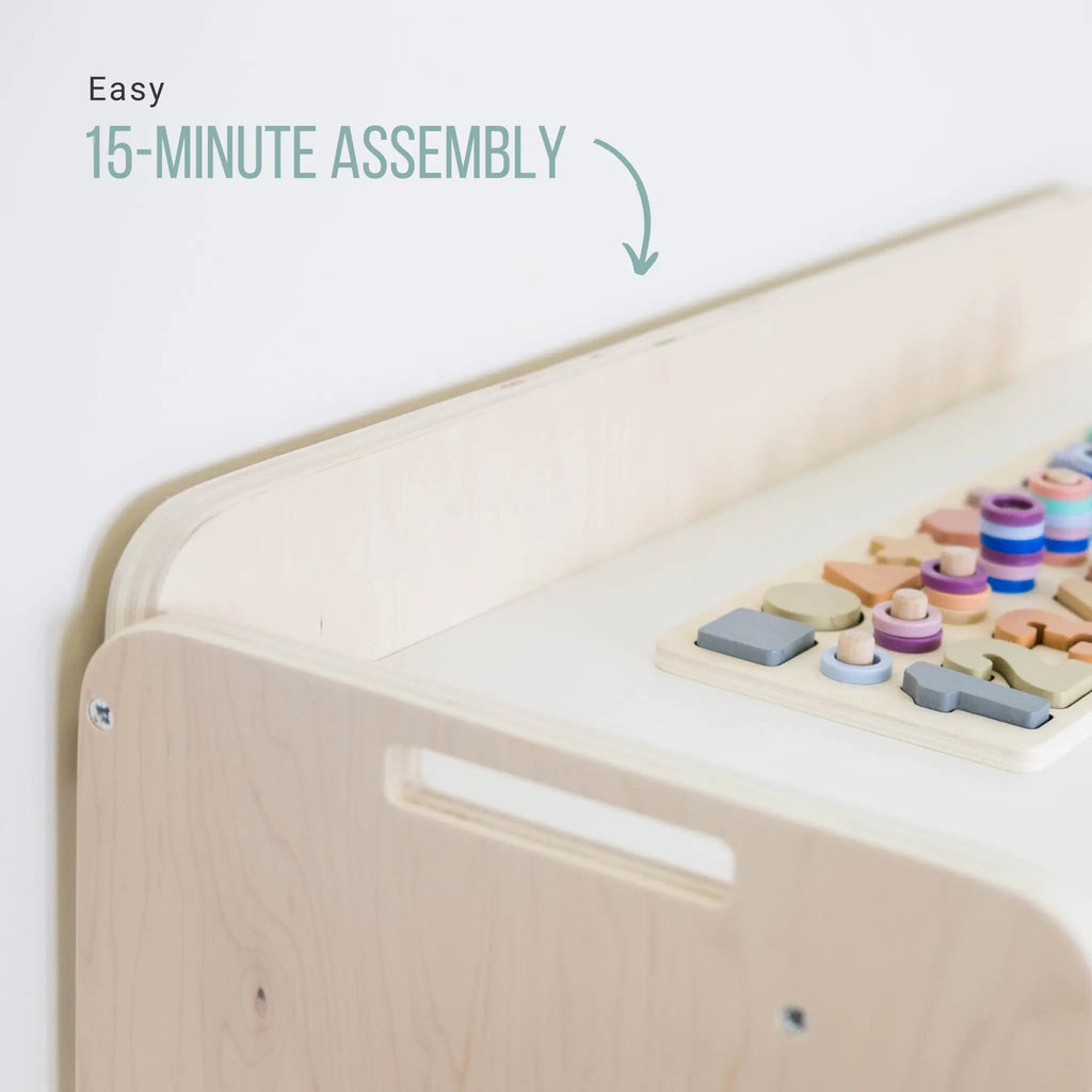 BANANA - Montessori Shelf with Borders