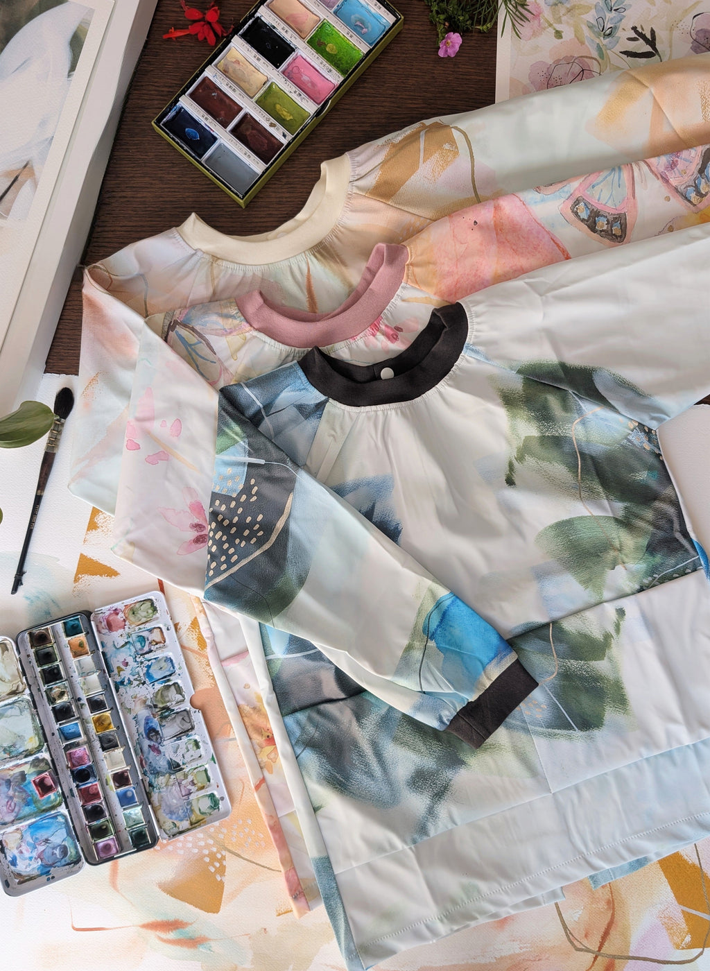 The Perfect Cover-Up for Little Artists 4 - 6 Years