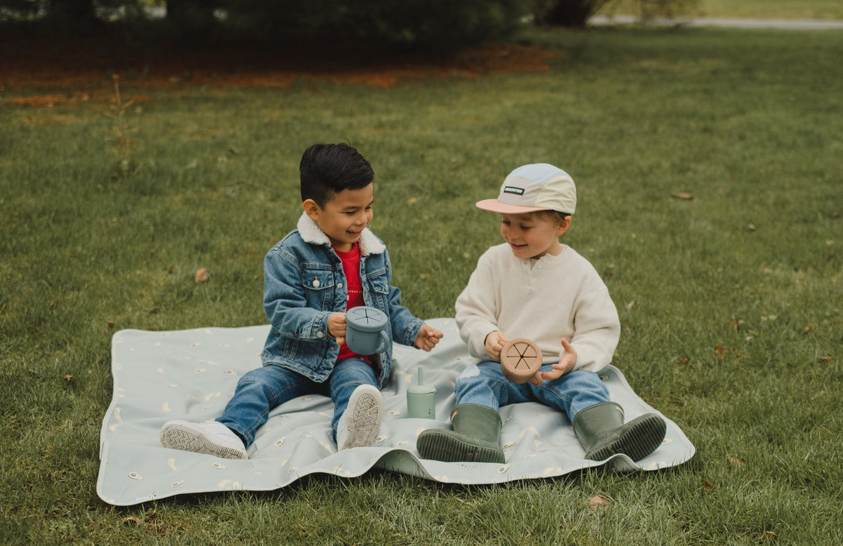 2-in-1 Silicone Cup for Kids | Snack & Drink Cup