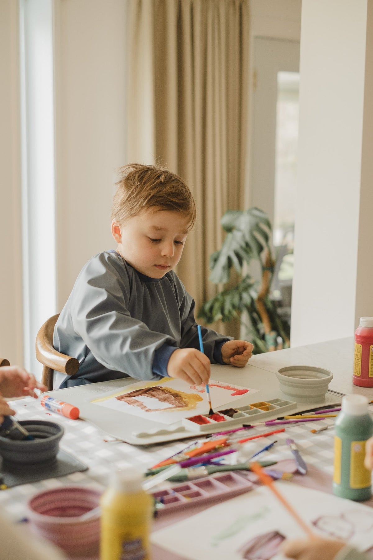 The Perfect Cover-Up for Little Artists 4 - 6 Years