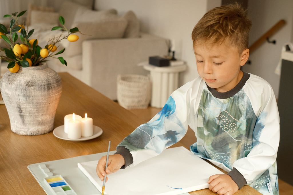 The Perfect Cover-Up for Little Artists 4 - 6 Years