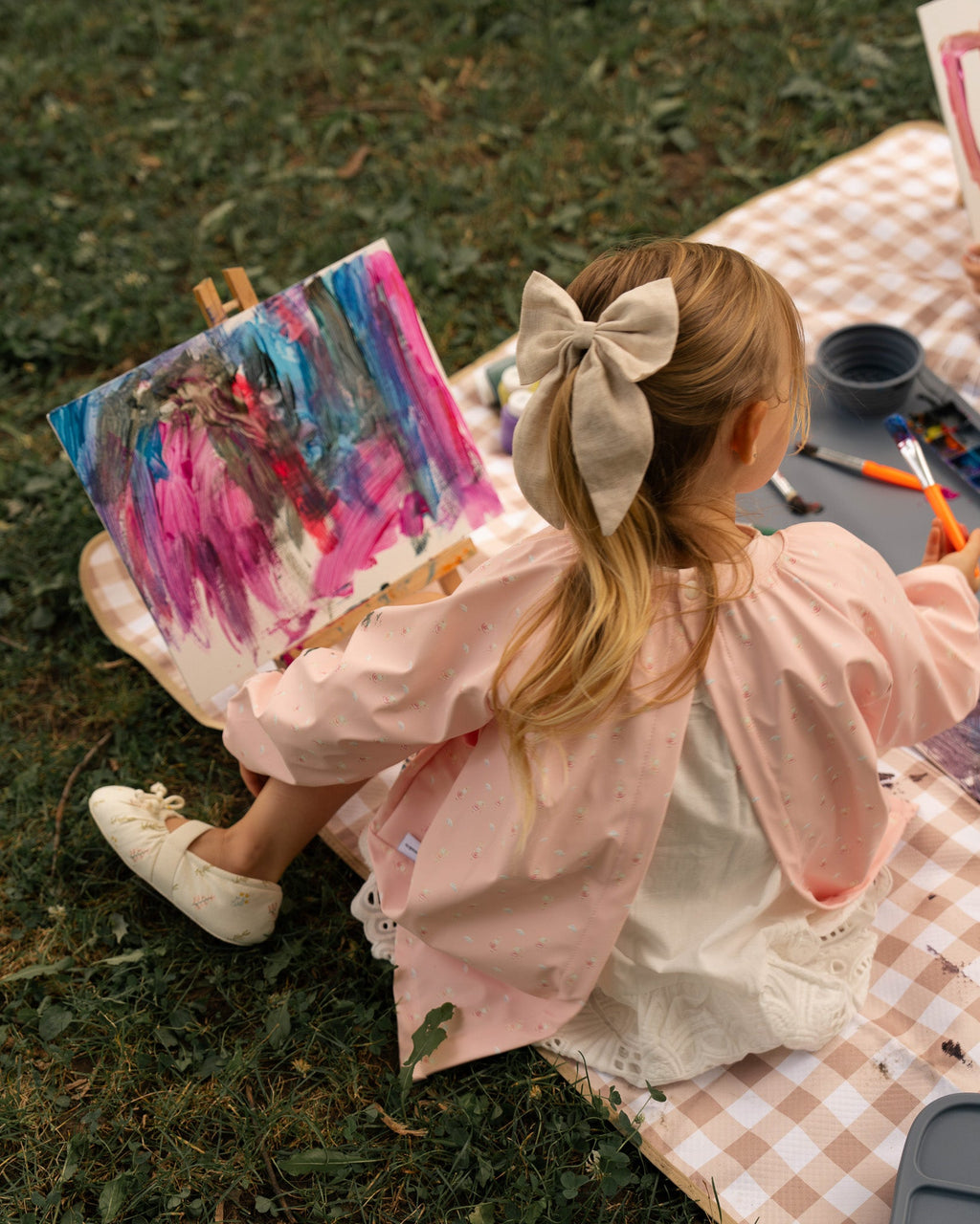The Perfect Cover-Up for Little Artists 4 - 6 Years