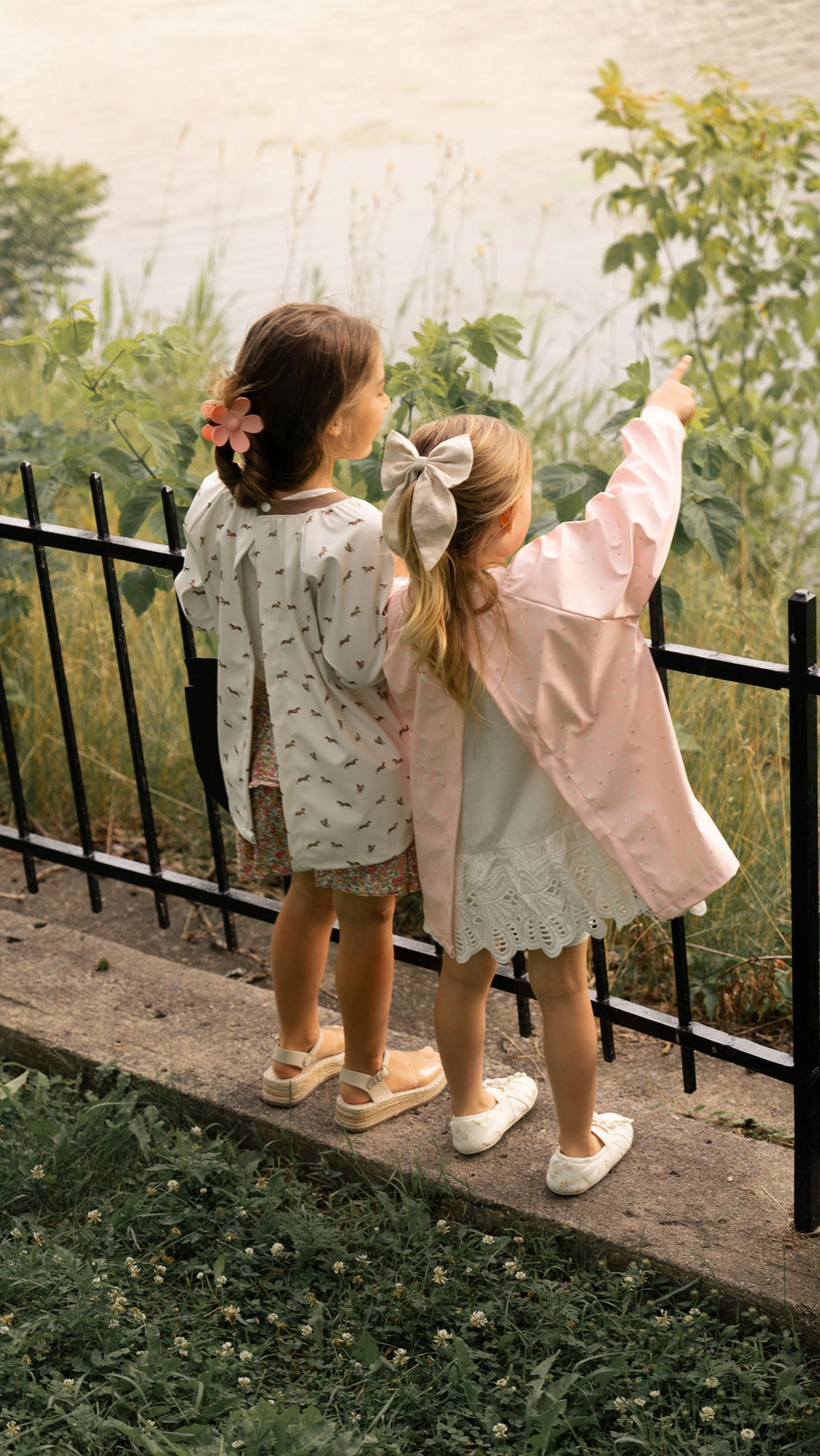 The Perfect Cover-Up for Little Artists 4 - 6 Years