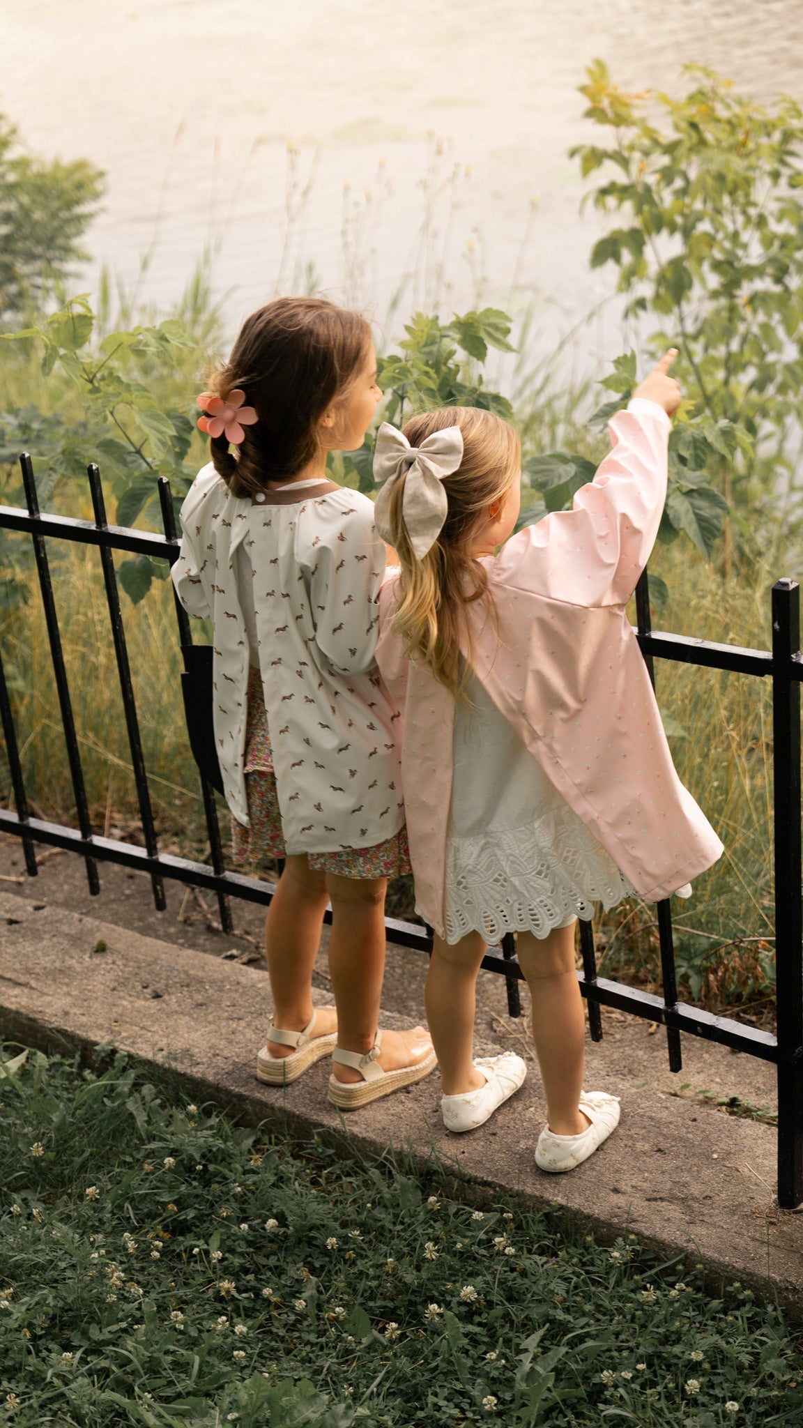 The Perfect Cover-Up for Little Artists 4 - 6 Years