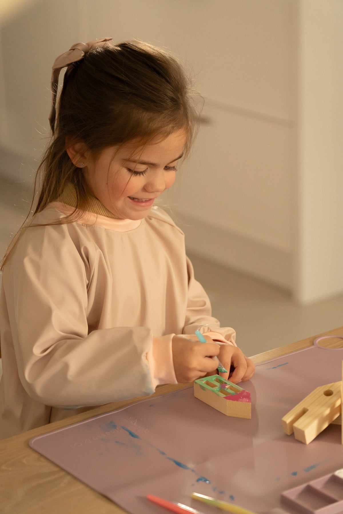 The Perfect Cover-Up for Little Artists 4 - 6 Years