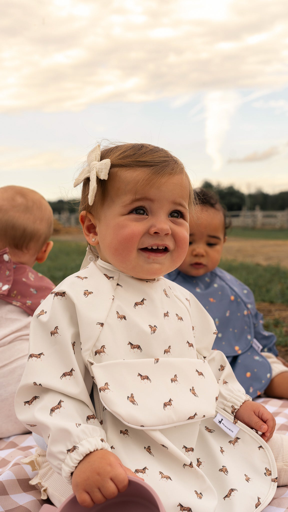 Waterproof Long-Sleeve Baby Bib  6-24 months