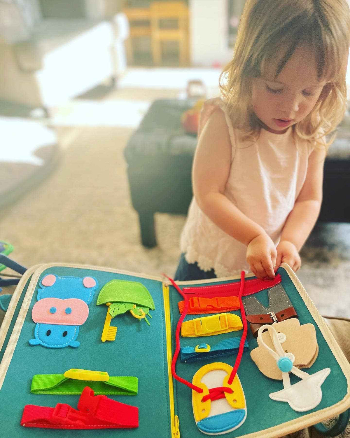 Breeze Essence Inc. - Jungle Adventure Busy Board for Toddlers - Ages 1–3