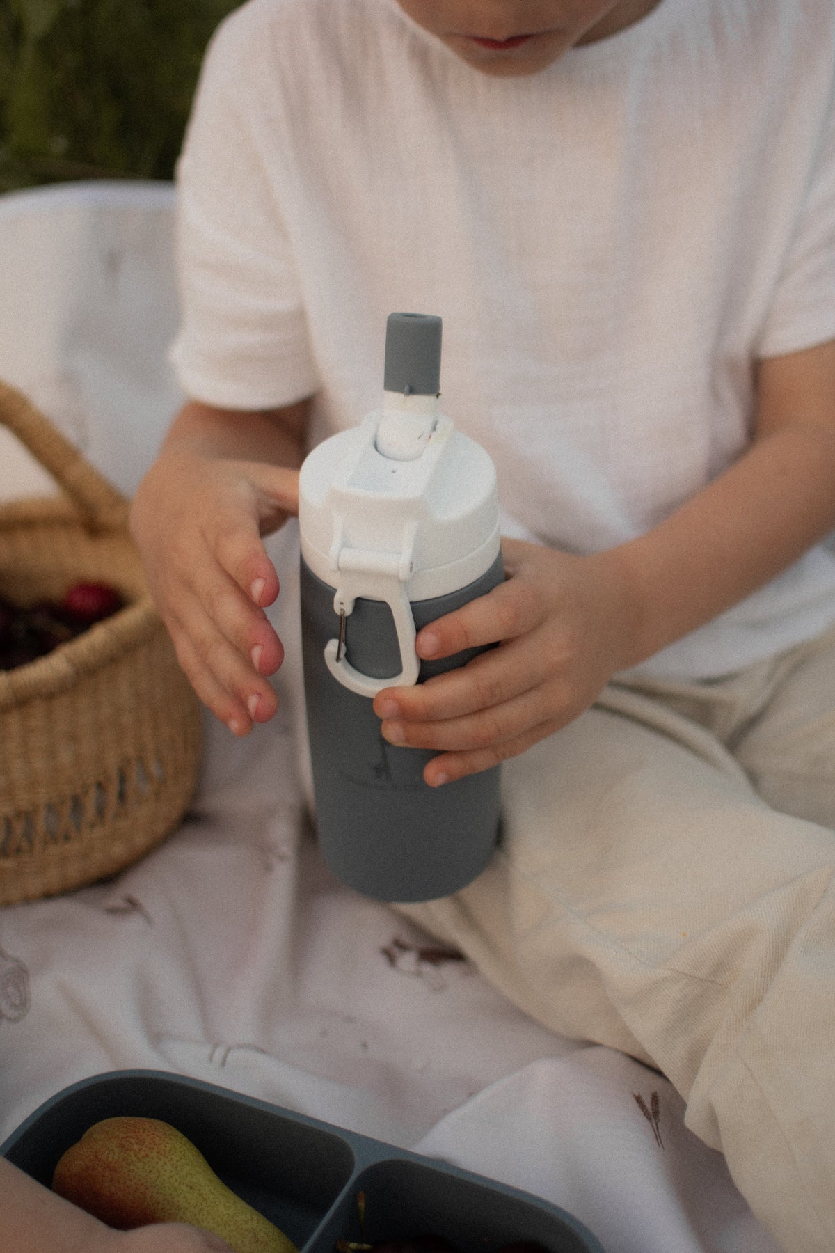 A Water Bottle Made for Little and Big Adventures 450 ml